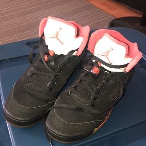 Jordan’s sz 6 youth